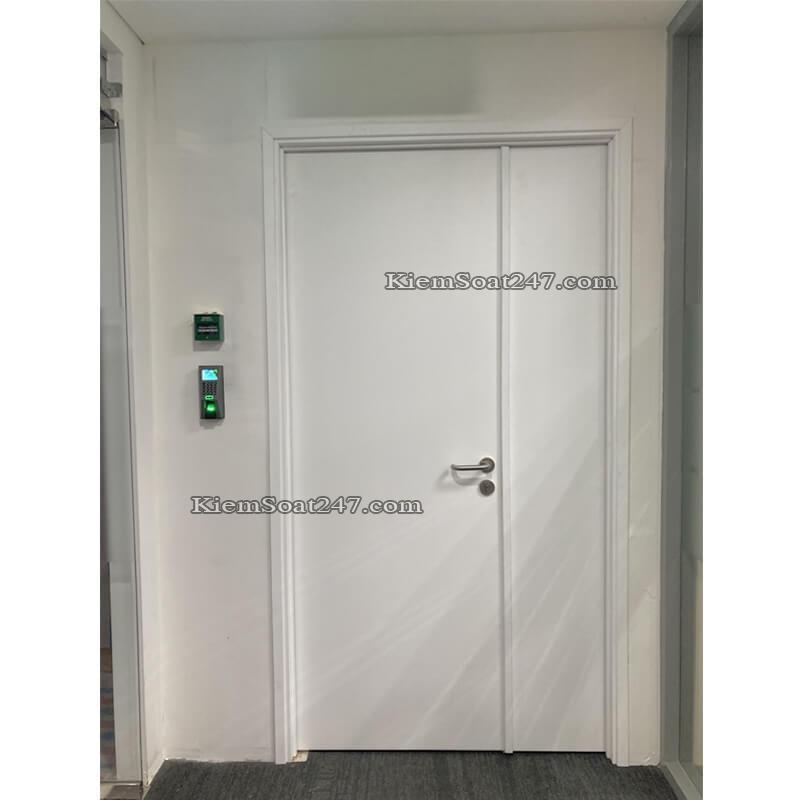 F18 Fr1200 KhoaChot Yli Emergency CuaGo KhungGo 1